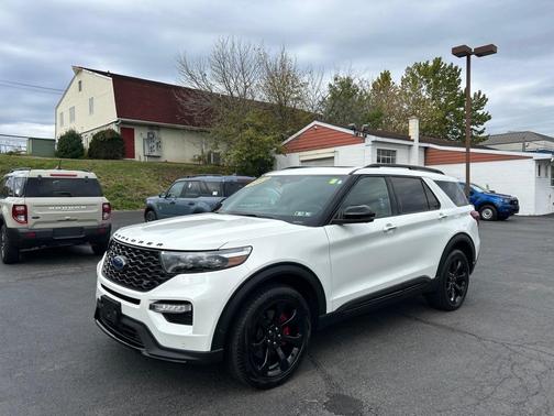2022 Ford Explorer ST
