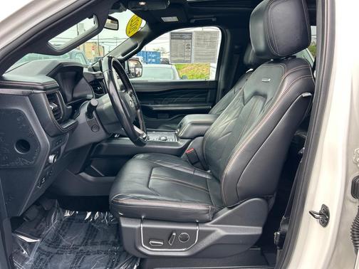 2022 Ford Expedition Platinum