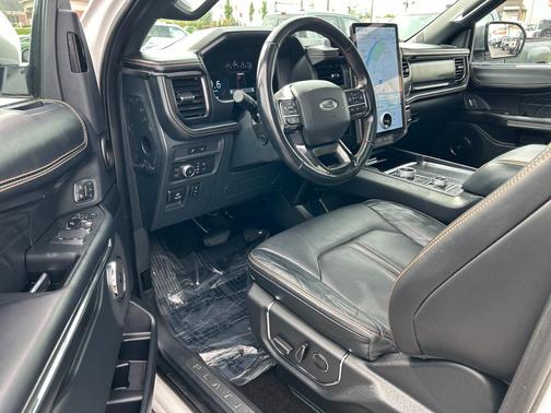 2022 Ford Expedition Platinum