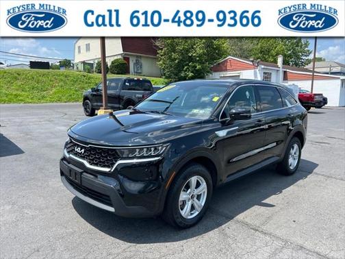 2022 Kia Sorento LX