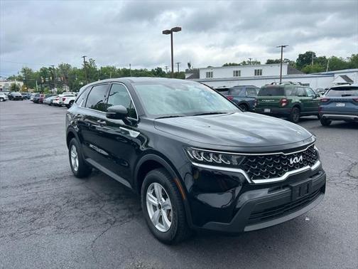2022 Kia Sorento LX