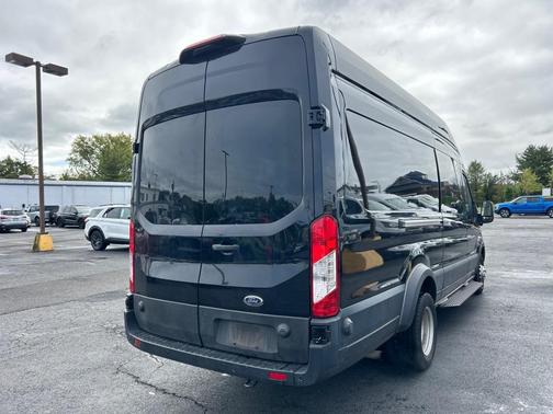 2022 Ford Transit-350 Base