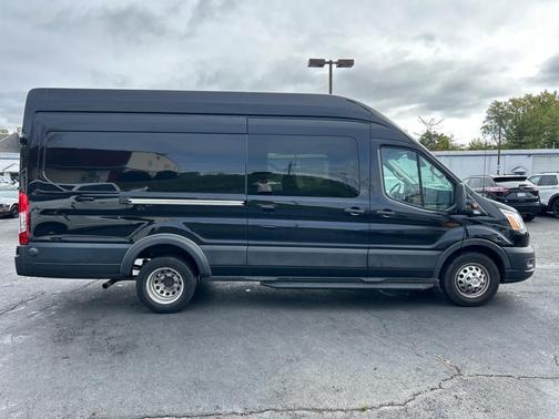 2022 Ford Transit-350 Base