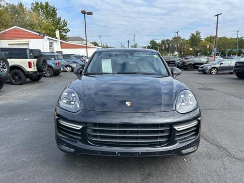 2015 Porsche Cayenne Turbo
