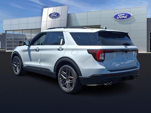 SPACE WHITE METALLIC 2026 Ford Explorer ST