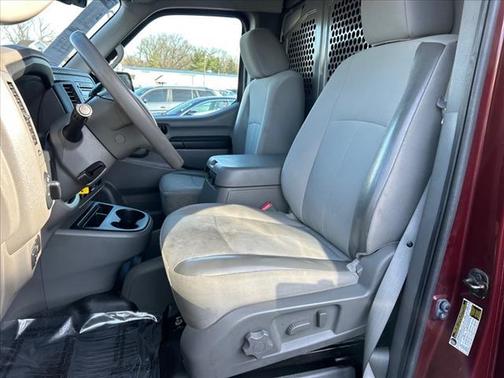 2012 Nissan NV Cargo 2500 SV