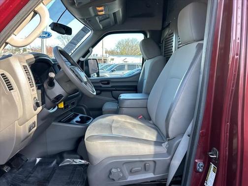 2012 Nissan NV Cargo 2500 SV
