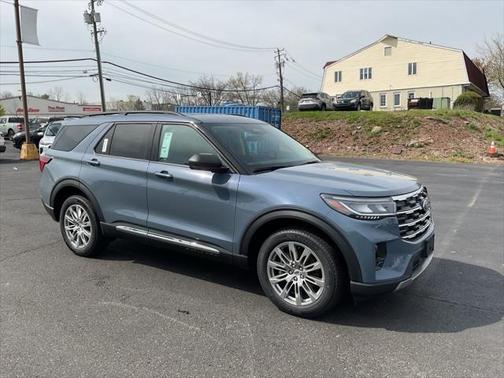 2025 Ford Explorer Active