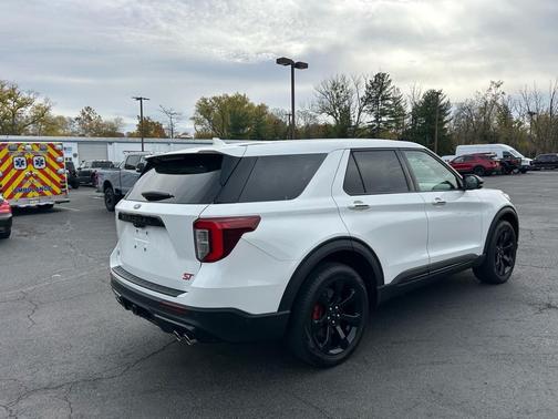 2021 Ford Explorer ST