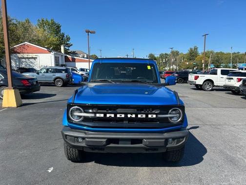 2023 Ford Bronco Outer Banks