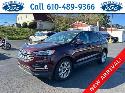 2022 Ford Edge Titanium