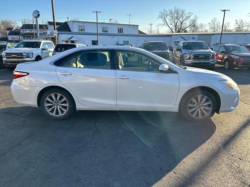 2017 Toyota Camry XLE