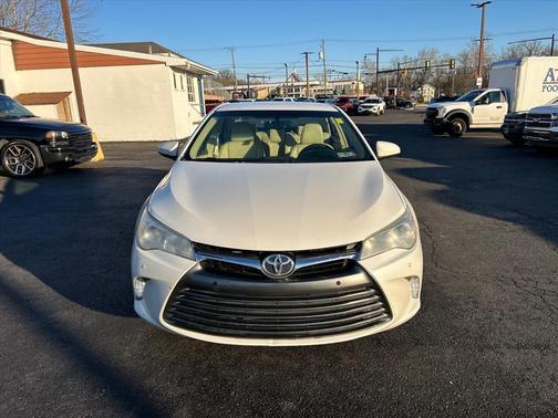 2017 Toyota Camry XLE