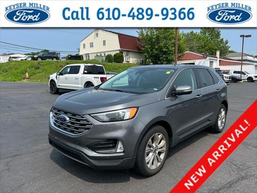 2022 Ford Edge Titanium