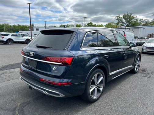 2023 Audi Q7 55 Prestige