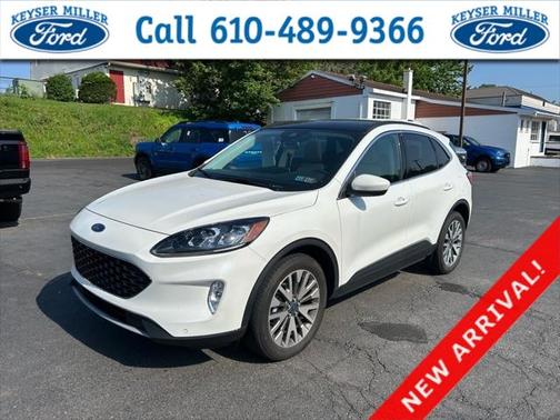 2022 Ford Escape Titanium