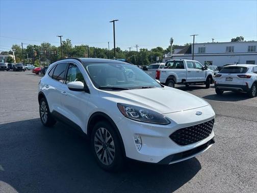 2022 Ford Escape Titanium
