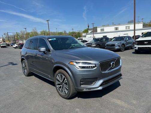 2020 Volvo XC90 T5 Momentum