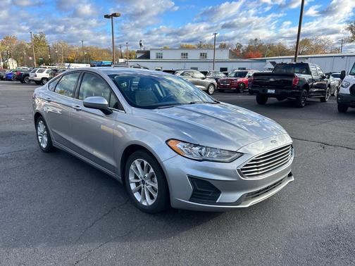 2020 Ford Fusion Hybrid SE