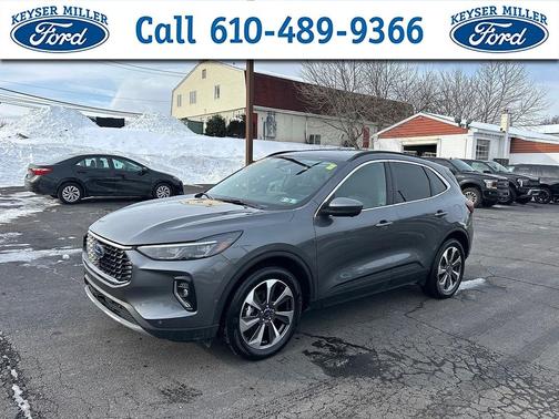 2023 Ford Escape Platinum