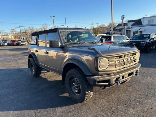 2022 Ford Bronco Black Diamond