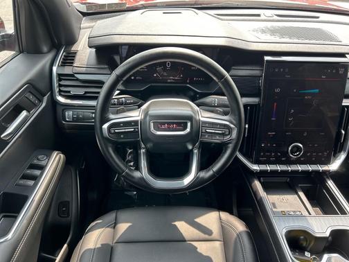 2024 GMC Acadia FWD Elevation