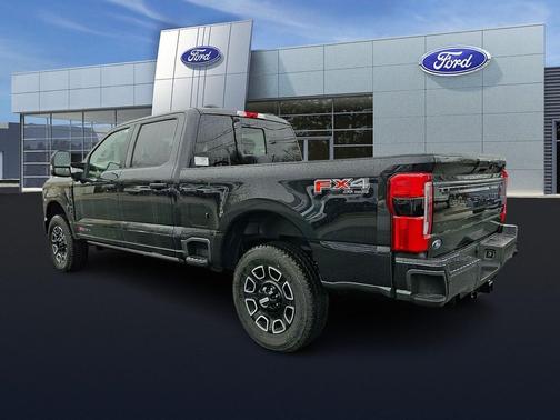 AGATE BLACK 2025 Ford F-250 Platinum