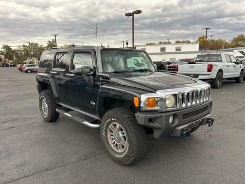 2007 Hummer H3 Base