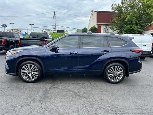 2021 Toyota Highlander Platinum