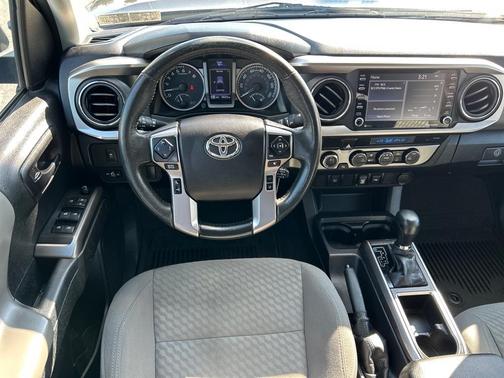 2022 Toyota Tacoma SR5