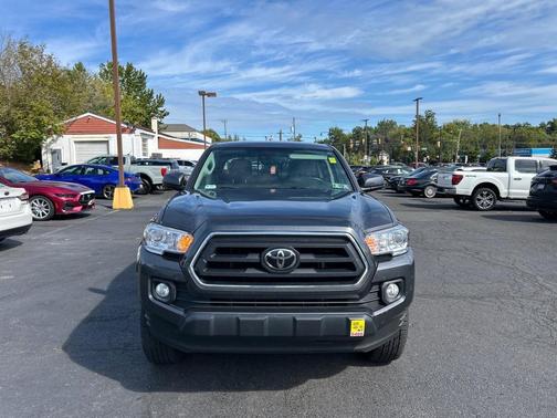 2022 Toyota Tacoma SR5