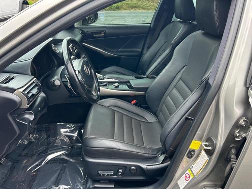 2017 Lexus IS 300 Base