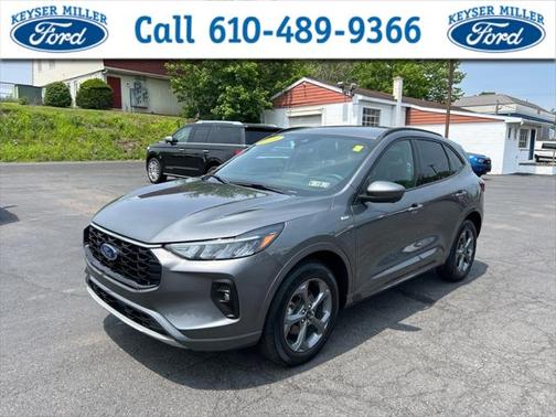2023 Ford Escape ST-Line Select