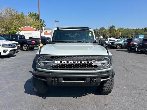 2023 Ford Bronco Badlands