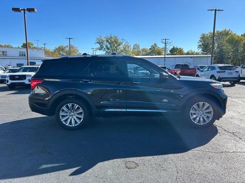 2022 Ford Explorer King Ranch