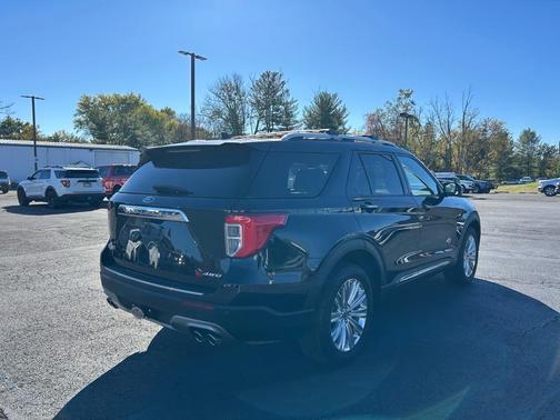 2022 Ford Explorer King Ranch