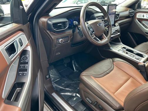 2022 Ford Explorer King Ranch