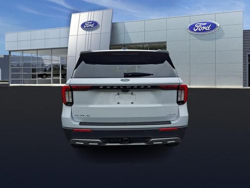 Space White Metallic 2026 Ford Explorer Active