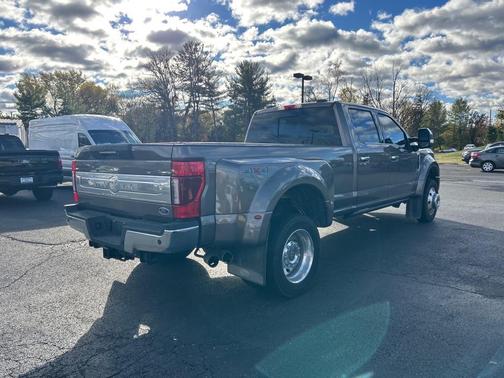 2022 Ford F-450 King Ranch
