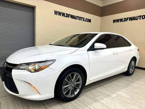 2016 Toyota Camry XLE