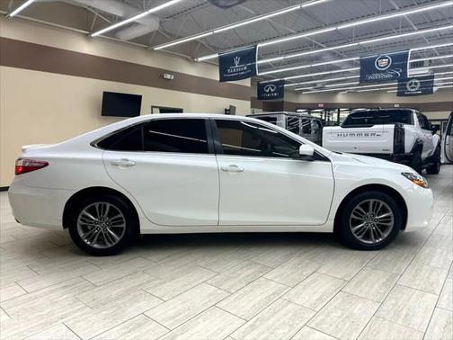 2016 Toyota Camry XLE