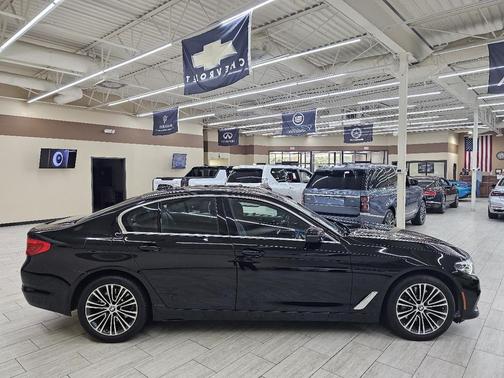 2020 BMW 530 i