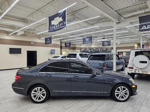 2014 Mercedes-Benz C-Class C250 Luxury Sedan