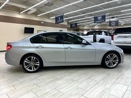 2016 BMW 328 328i Sedan