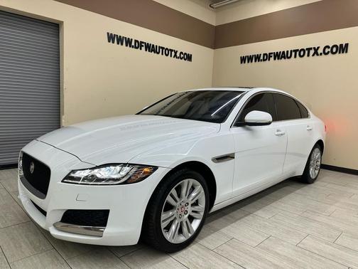 2016 Jaguar XF 35t Premium
