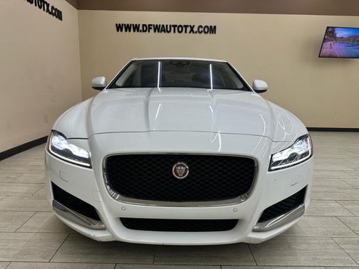 2016 Jaguar XF 35t Premium