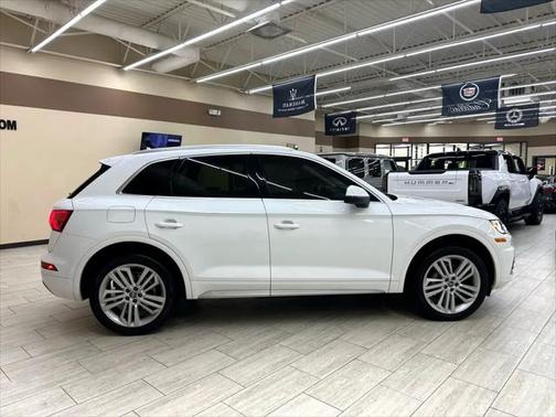 2018 Audi Q5 2.0T Premium Plus
