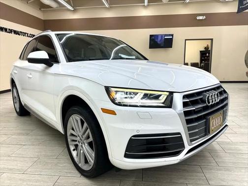 2018 Audi Q5 2.0T Premium Plus
