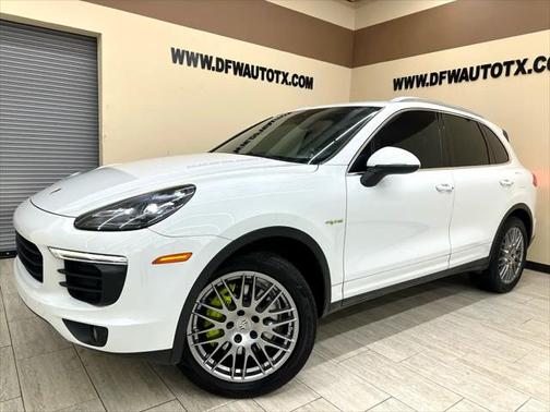 2016 Porsche Cayenne E-Hybrid S