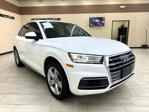 2018 Audi Q5 2.0T Premium Plus